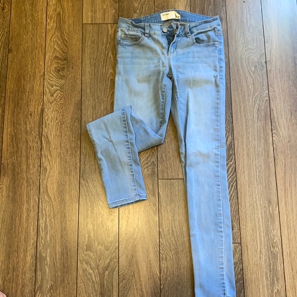 Garage jegging - Picture 1 of 3